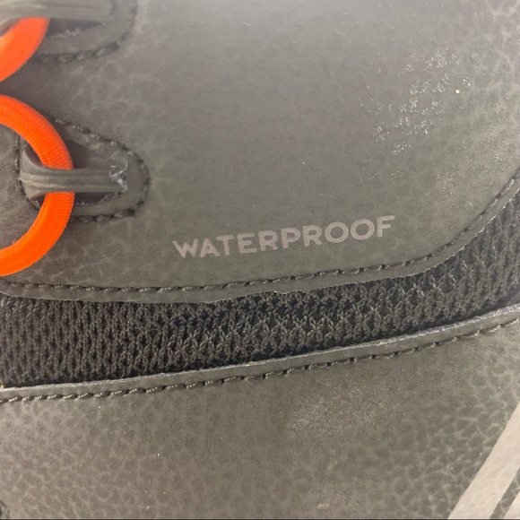 Columbia 200 Grams Size 4 US Womens Snow Boots Black Waterproof - Picture 5 of 12